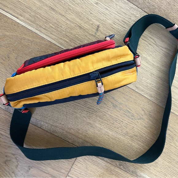 Tory Burch Ripstop crossbody - Picture 6 of 10